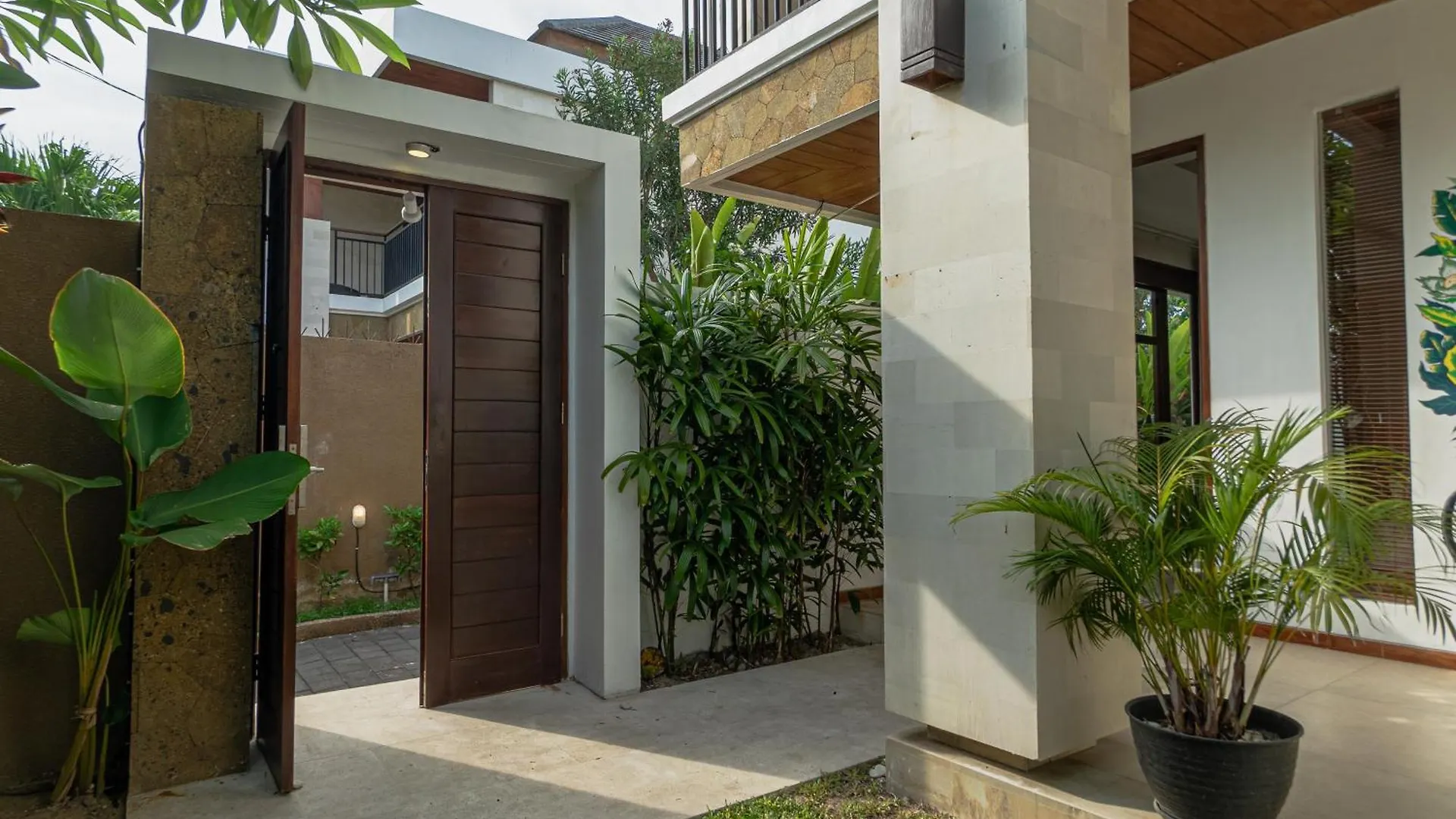 Miles Villa Nusa Dua  Indonesia